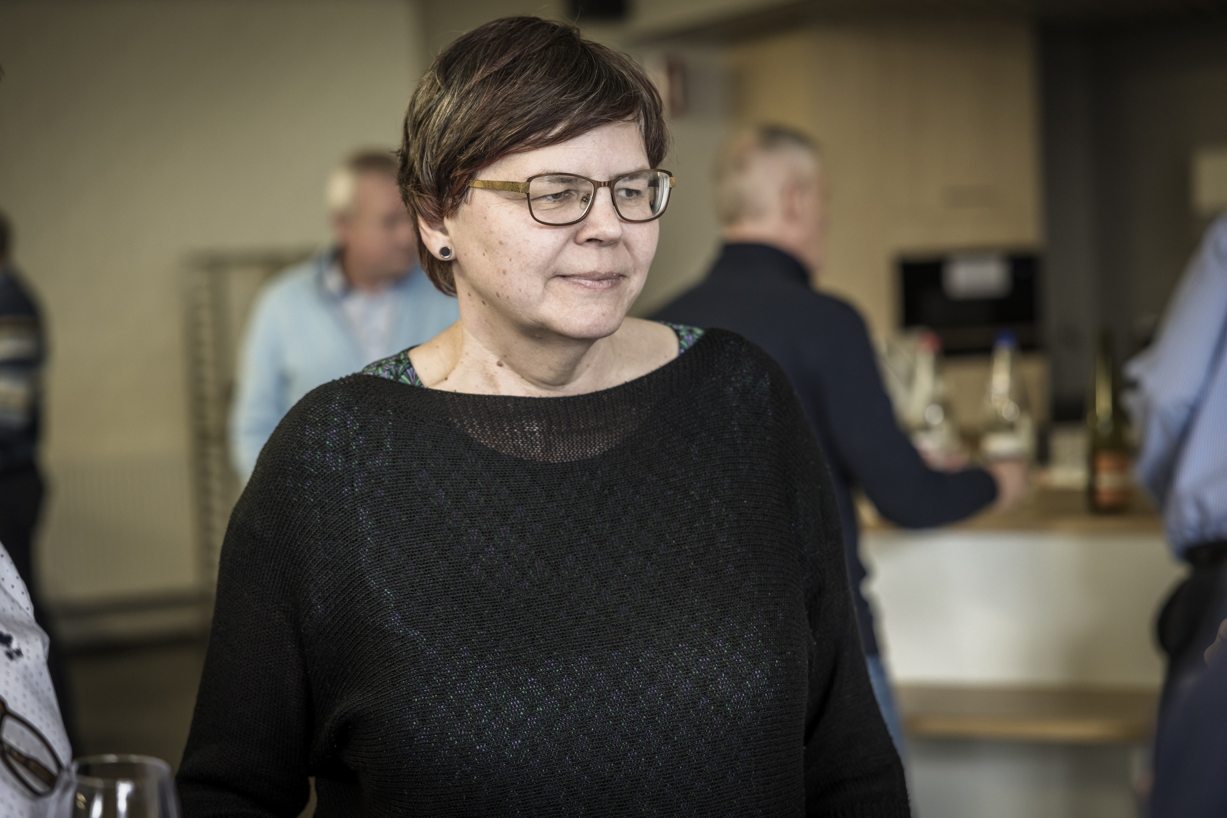 Els Van Dam, afdeling boeken. Els Van Dam, afdeling boeken.