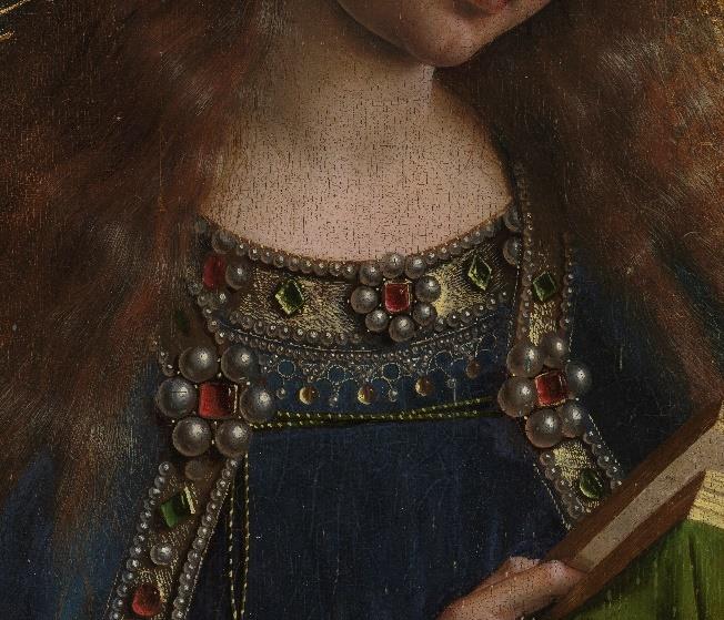 Detail Onze-Lieve-Vrouw tijdens reiniging Detail Onze-Lieve-Vrouw tijdens reiniging