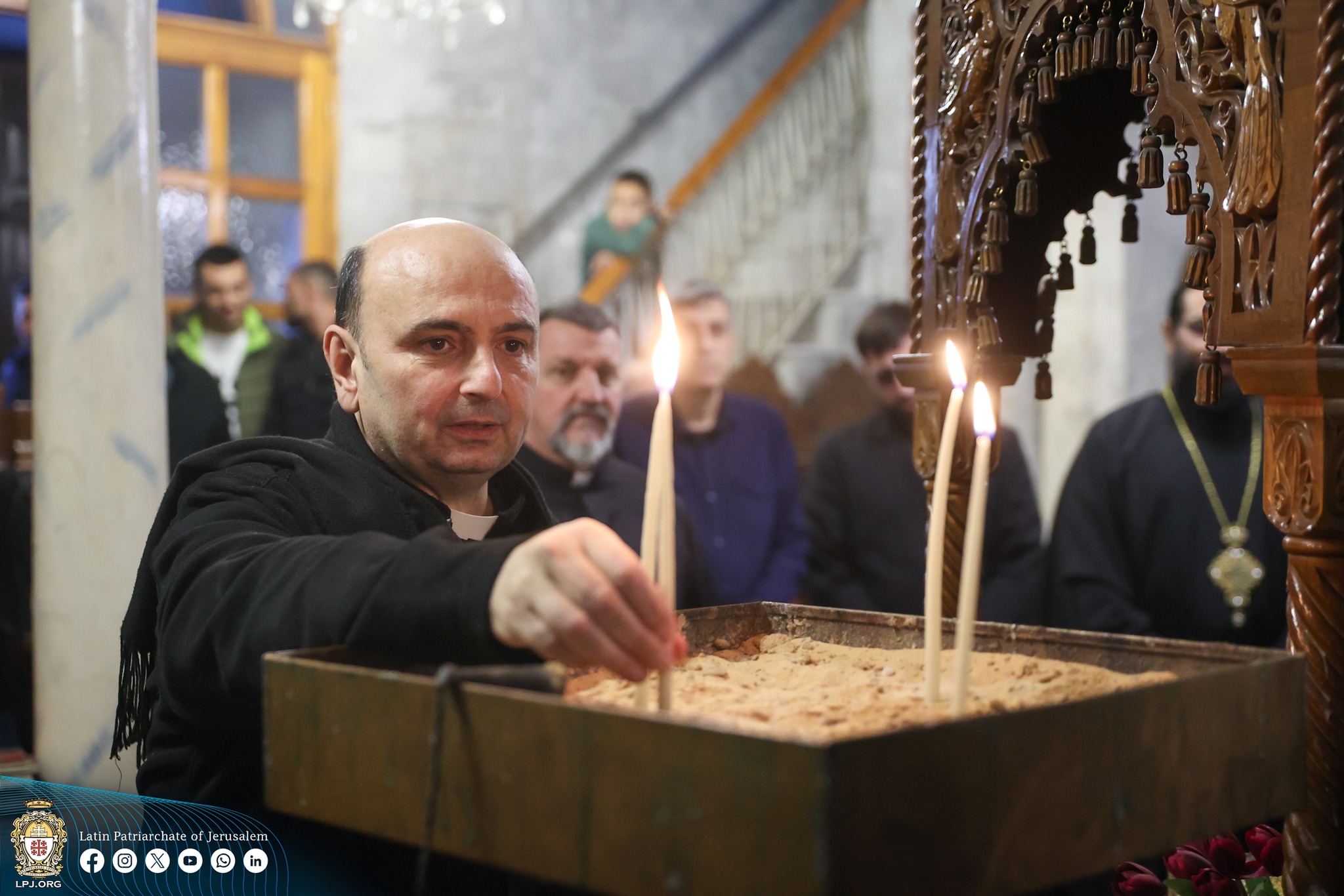Pater Romanelli in de orthodoxe kerk van Gaza