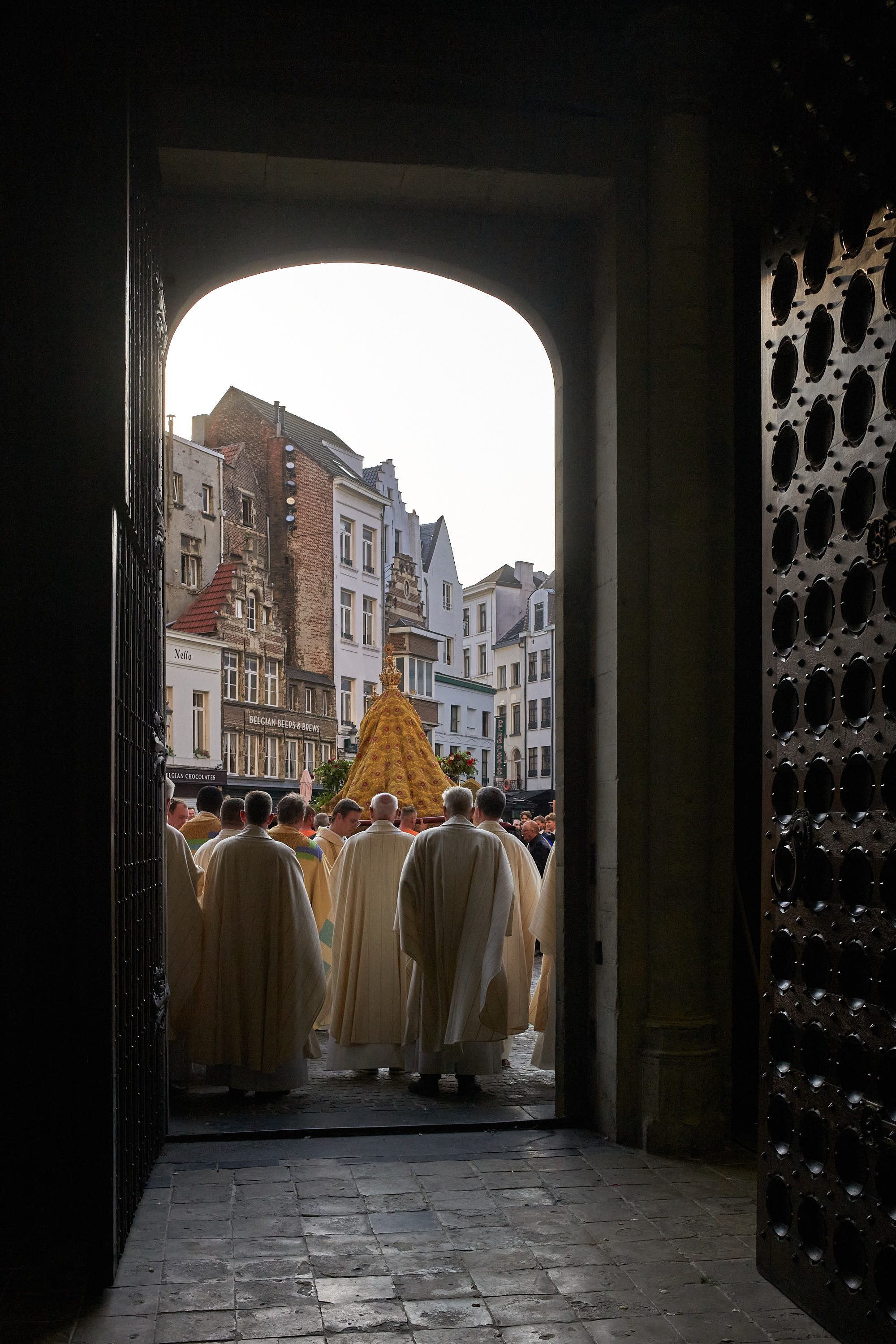 Clerus volgt genadebeeld Clerus volgt genadebeeld