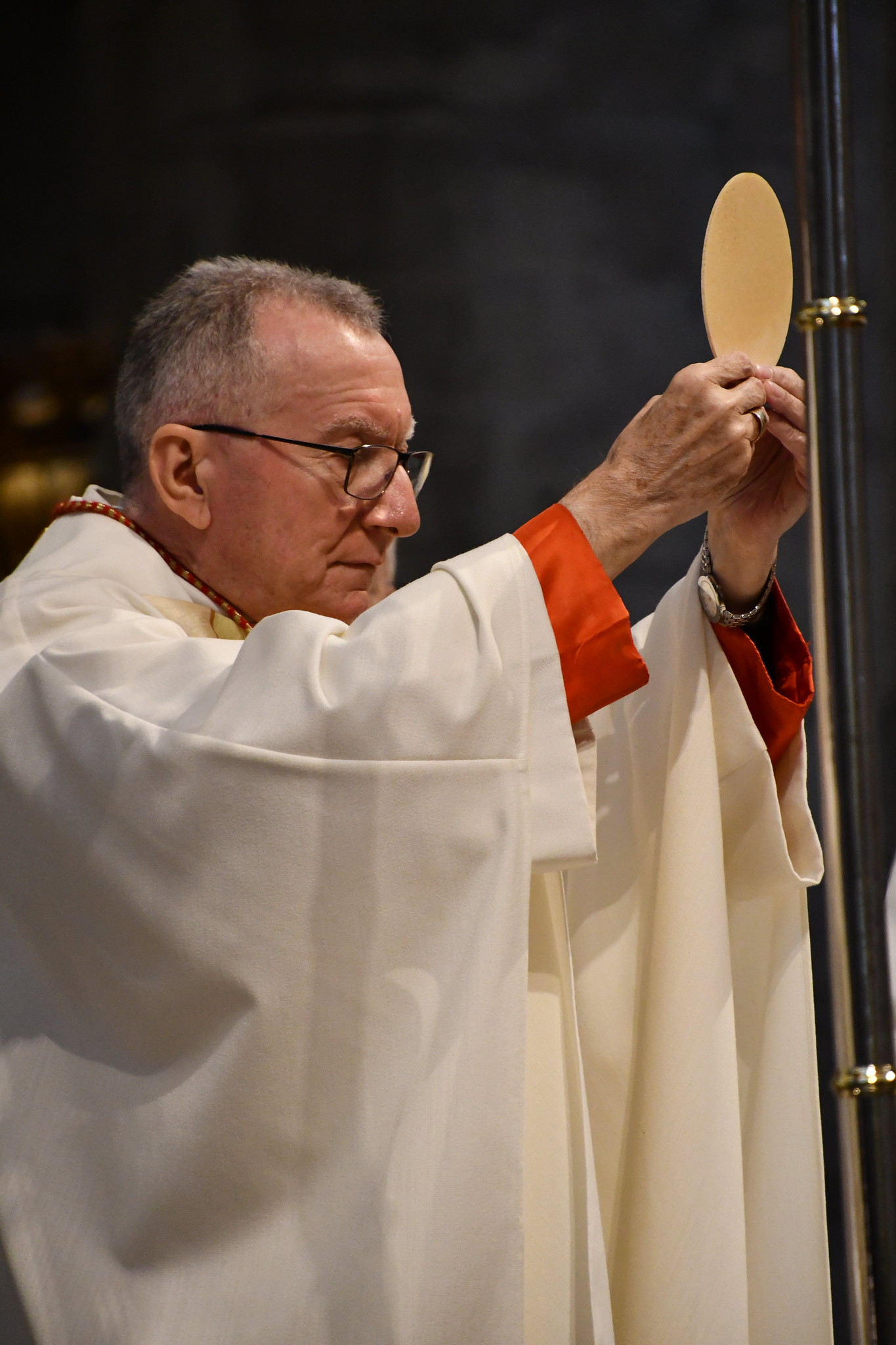 Het jubileumjaar Gudula26 ging van start met een pontificale mis in de Sint-Michiels- en Sint-Goedelekathedraal.