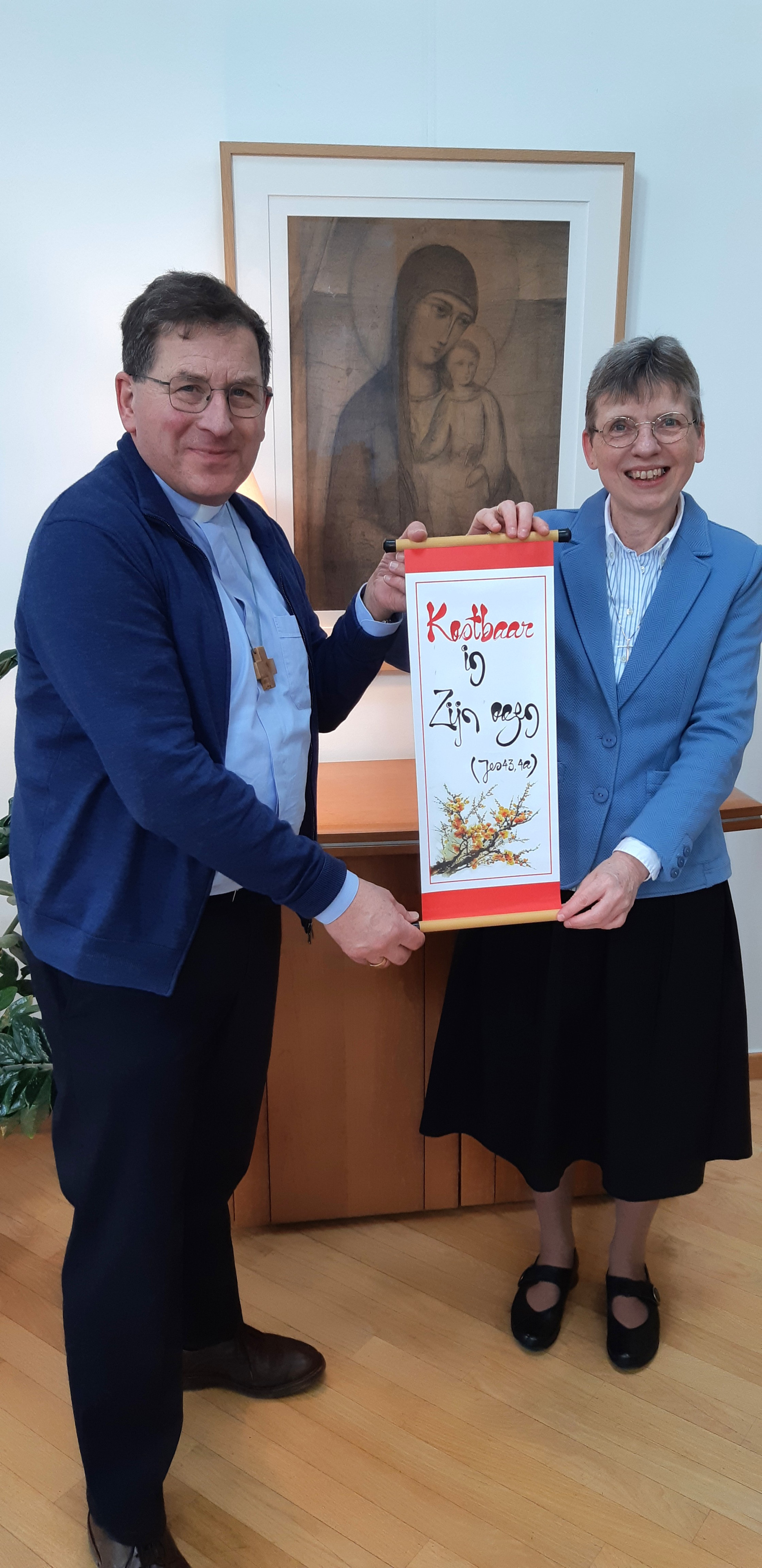 Overhandiging van de bisschopsspreuk aan de bisschop