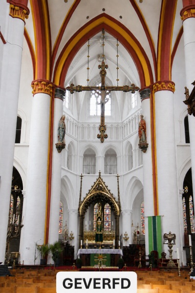 Sint-Leonarduskerk Het interieur van de Sint-Leonarduskerk in het Vlaams-Brabantse Zoutleeuw.