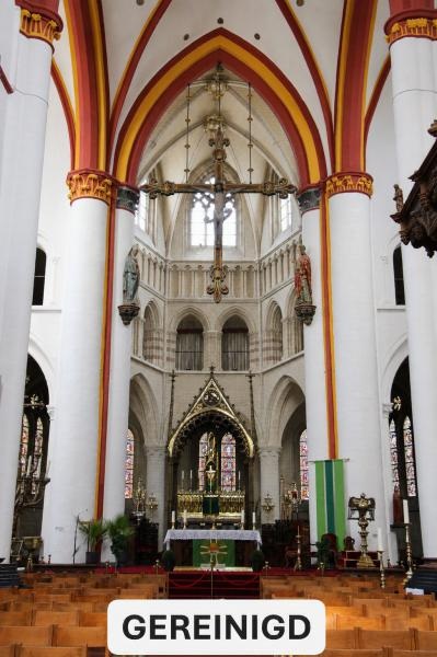 Sint-Leonarduskerk Het interieur van de Sint-Leonarduskerk in het Vlaams-Brabantse Zoutleeuw.