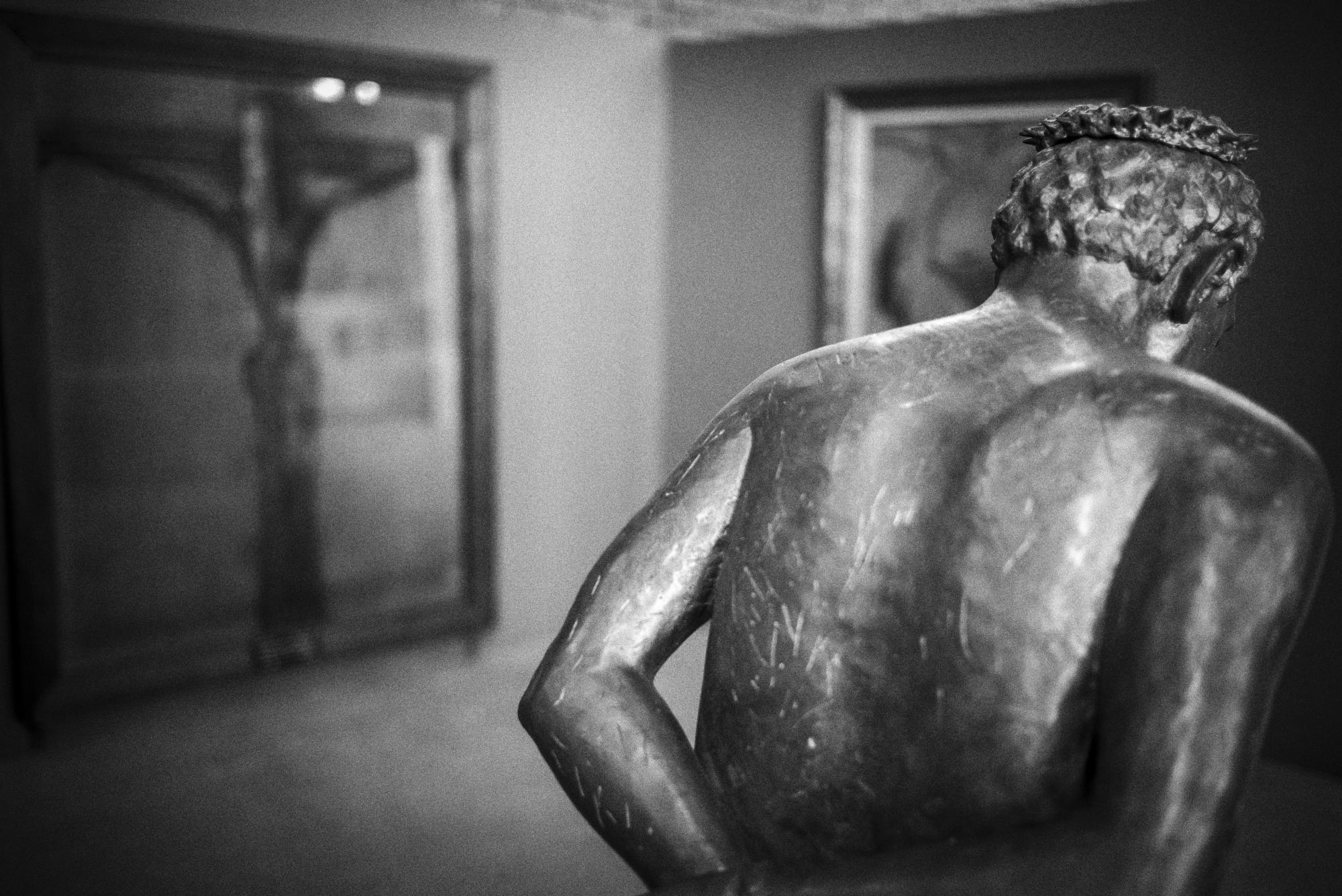 Het Museum voor moderne religieuze kunst: de geladenheid van het onzichtbare. Beeld van de Nederlandse kunstenaar Erzsébet Baerveldt: “Ecce homo”.