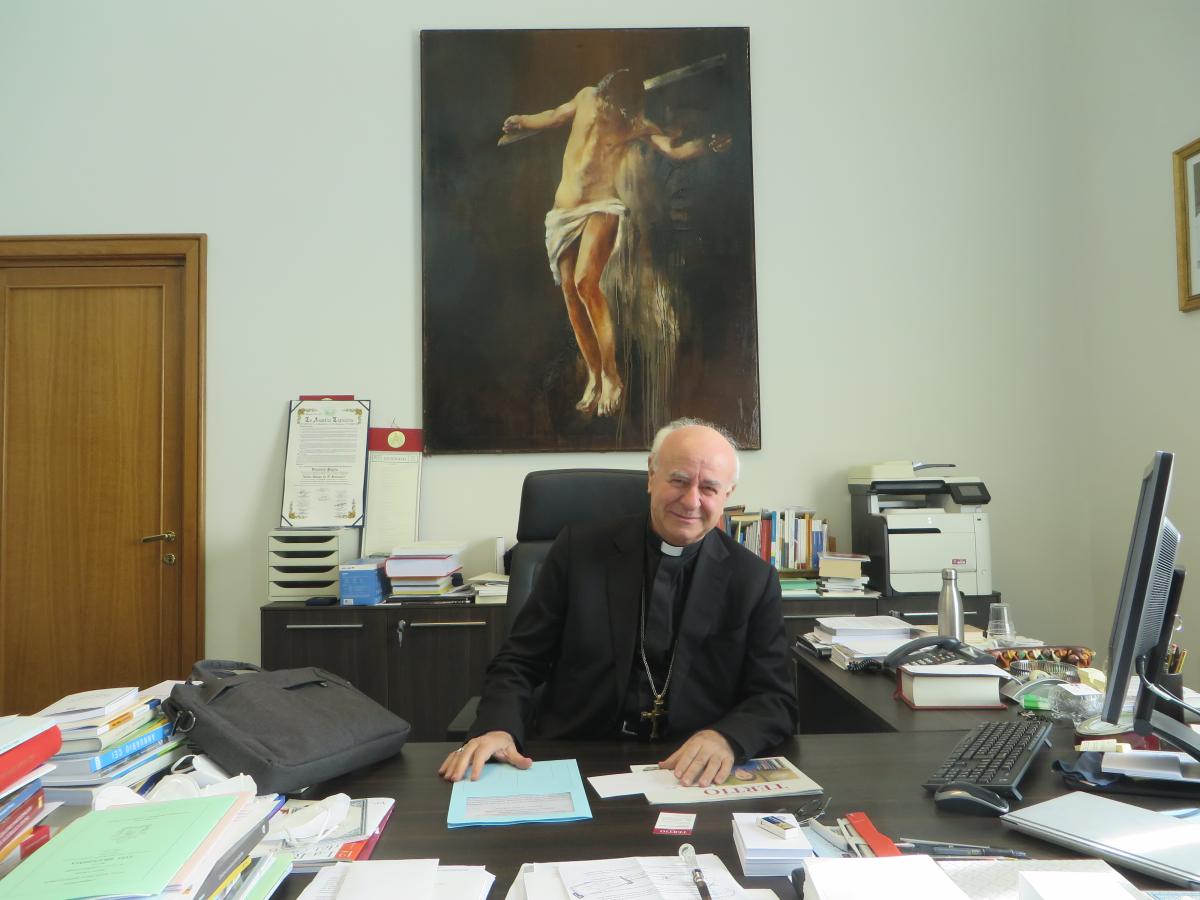 Aartsbisschop Vincenzo Paglia, voorzitter van de Pauselijke Academie voor het Leven Aartsbisschop Vincenzo Paglia, voorzitter van de Pauselijke Academie voor het Leven