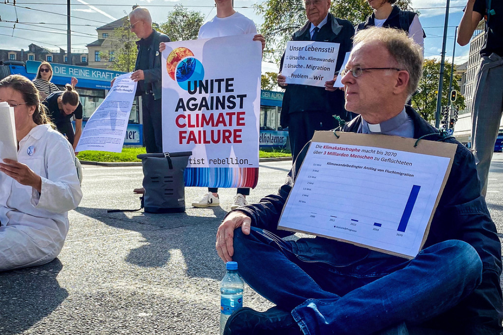 Duits jezuïet en klimaatactivist Jorg Alt in beroep veroordeeld