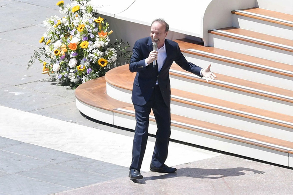 Roberto Benigni is niet alleen acteur en regisseur, maar in Italië vooral gekend voor zijn monologen als comedian