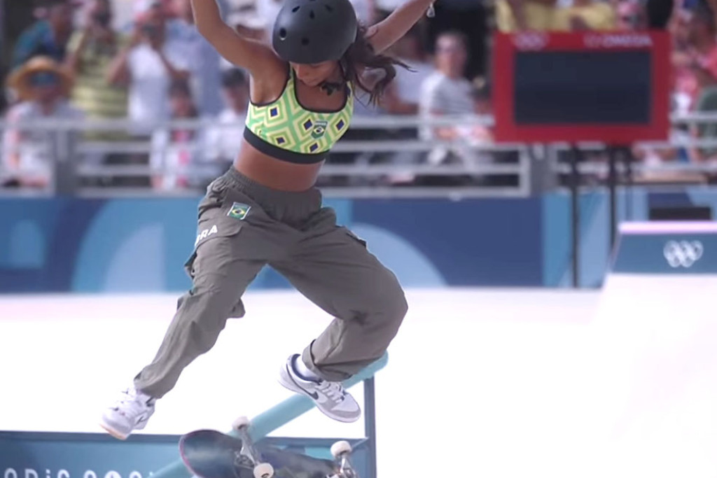 Rayssa Leal wint brons op Olympische Spelen van Parijs 2024 met een kick flip frontside board slide