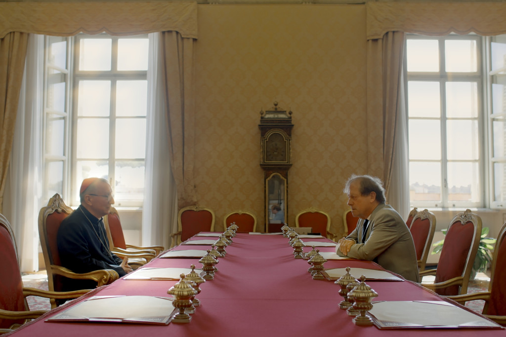 Rik Torfs in gesprek met staatssecretaris Parolin.