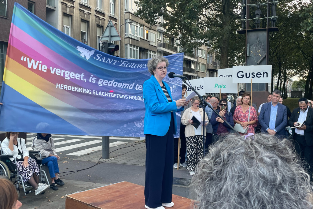 Ingrid Weinberger. Haar vader overleefde zeven concentratiekampen en twee dodenmarsen.