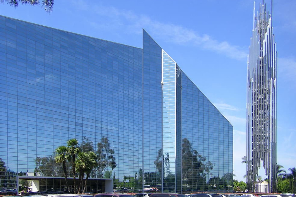 Crystal Cathedral in 2009 toen het nog een protestantse megakerk was