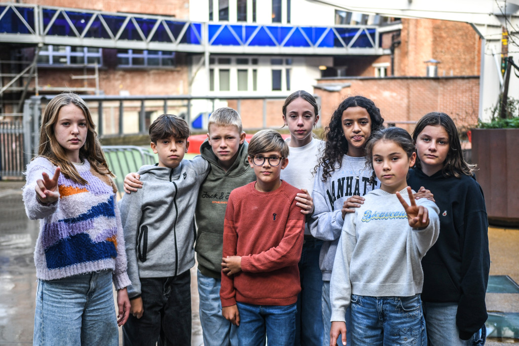 'Het is tijd om actie te ondernemen en kinderen te beschermen tegen de gruwel van oorlog', zeggen de leerlingen.