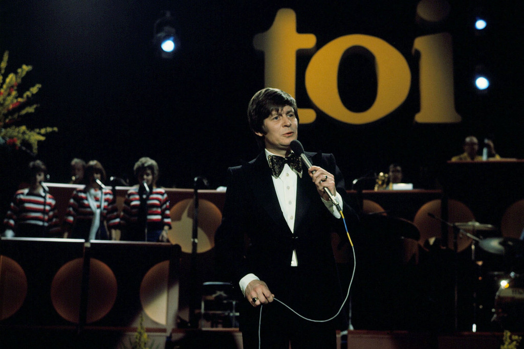 Louis Neefs tijdens een optreden begin 1976.