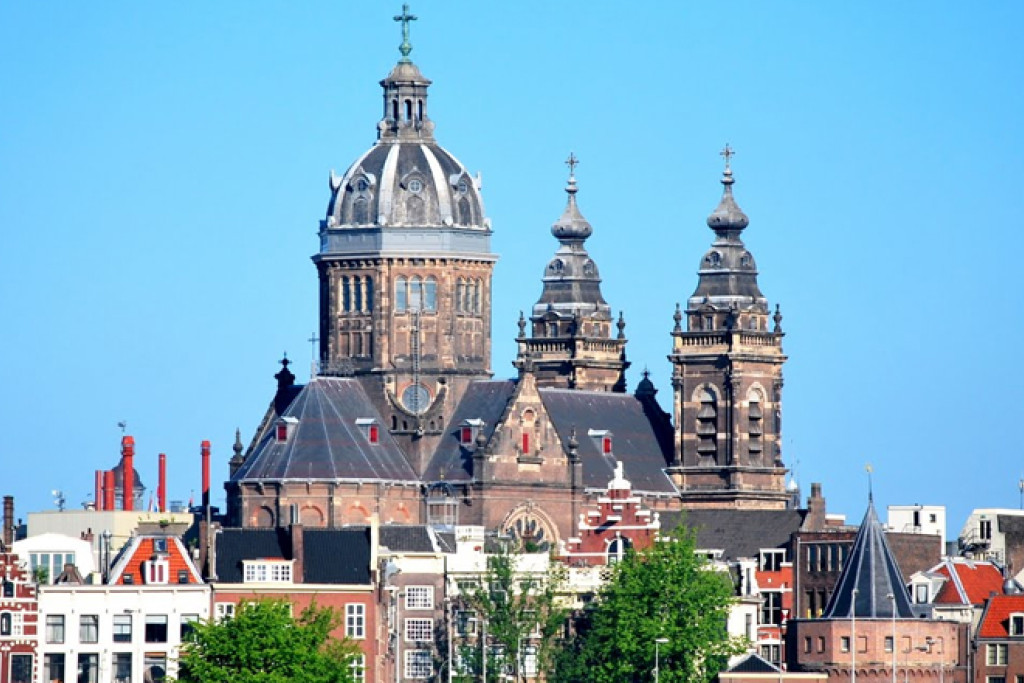 De Sint-Nicolaasbasiliek in Amsterdam.