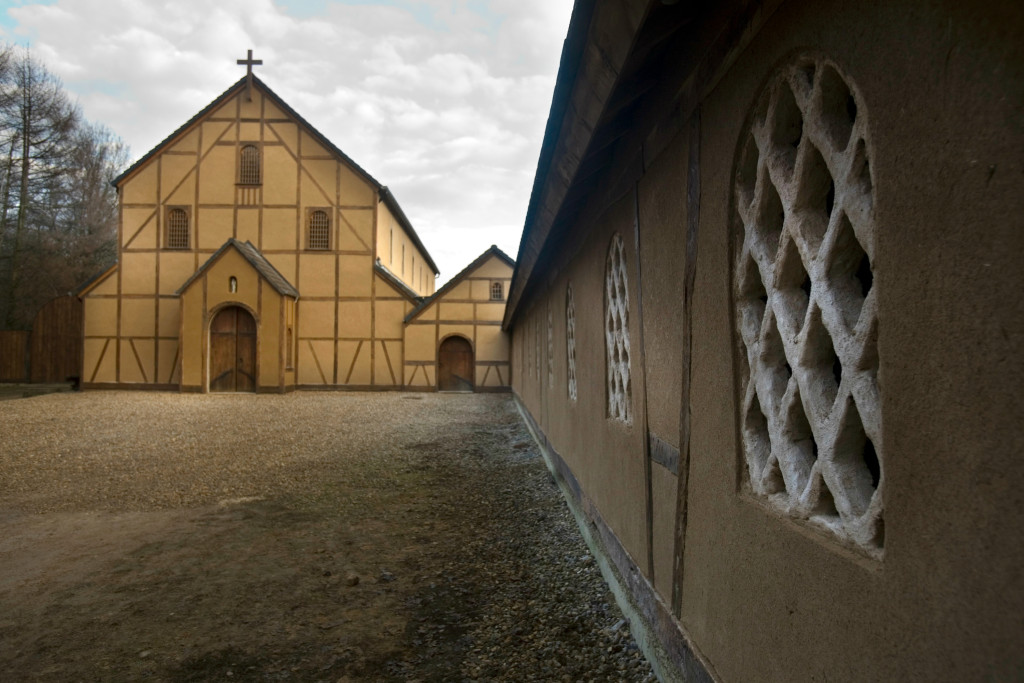 De monastieke familie van Bethlehem, Maria-Ten-Hemel-Opgenomen en de heilige Bruno heeft sinds 1999 een monasterium in het Limburgse Opgrimbie.