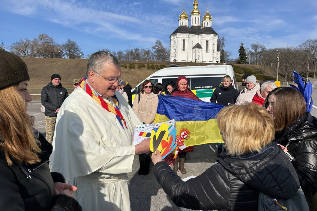 Pater Karel Stautemas bezocht eerder de Oekraïense stad Tsjernihiv. Hij werd er dankbaar onthaald.