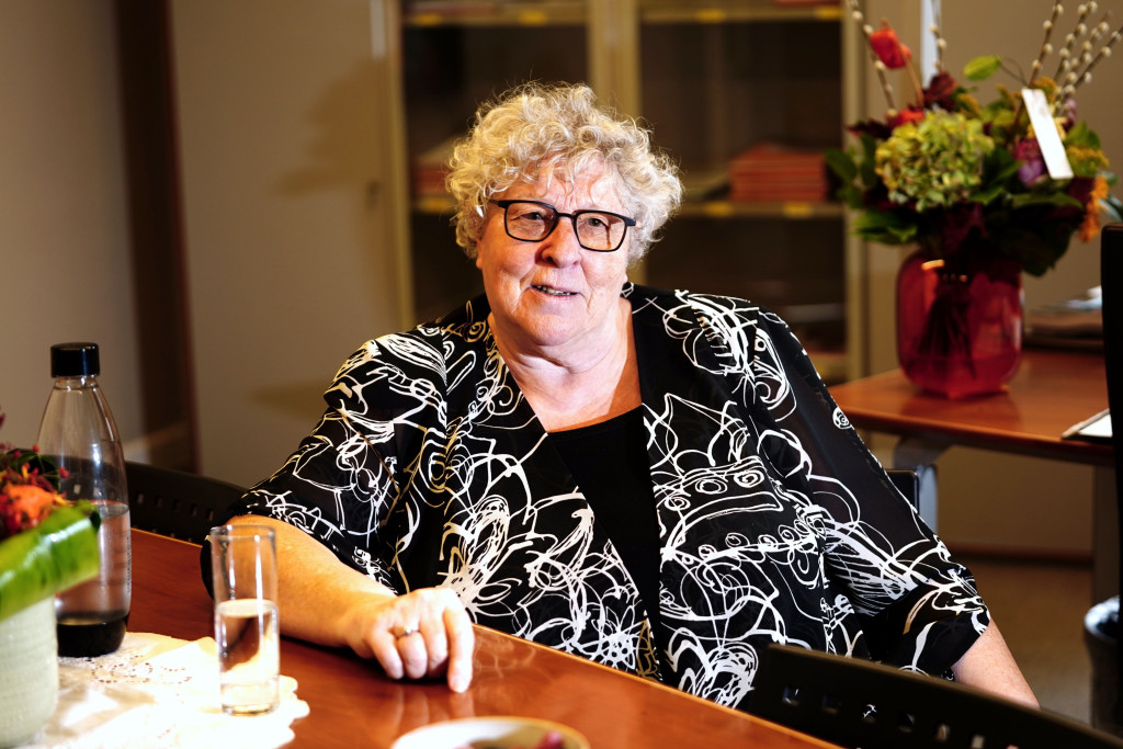 Mieke Van Hecke (78) heeft nog niets aan overtuigingskracht ingeboet. Mieke Van Hecke, nog geen haar veranderd.