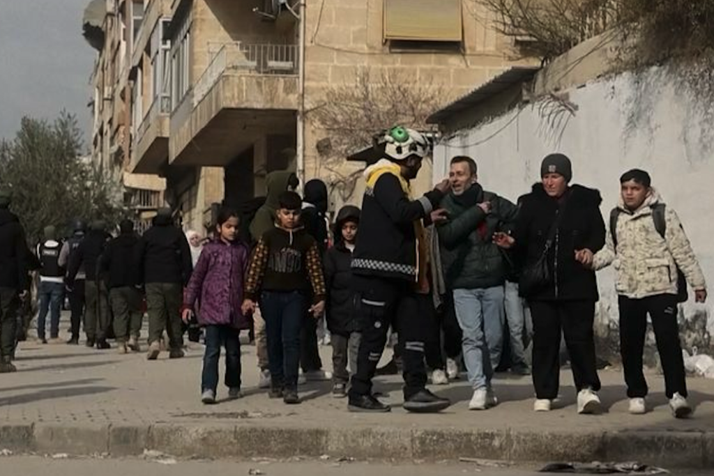 Tientallen inwoners van Aleppo sloegen de voorbije dagen op de vlucht.