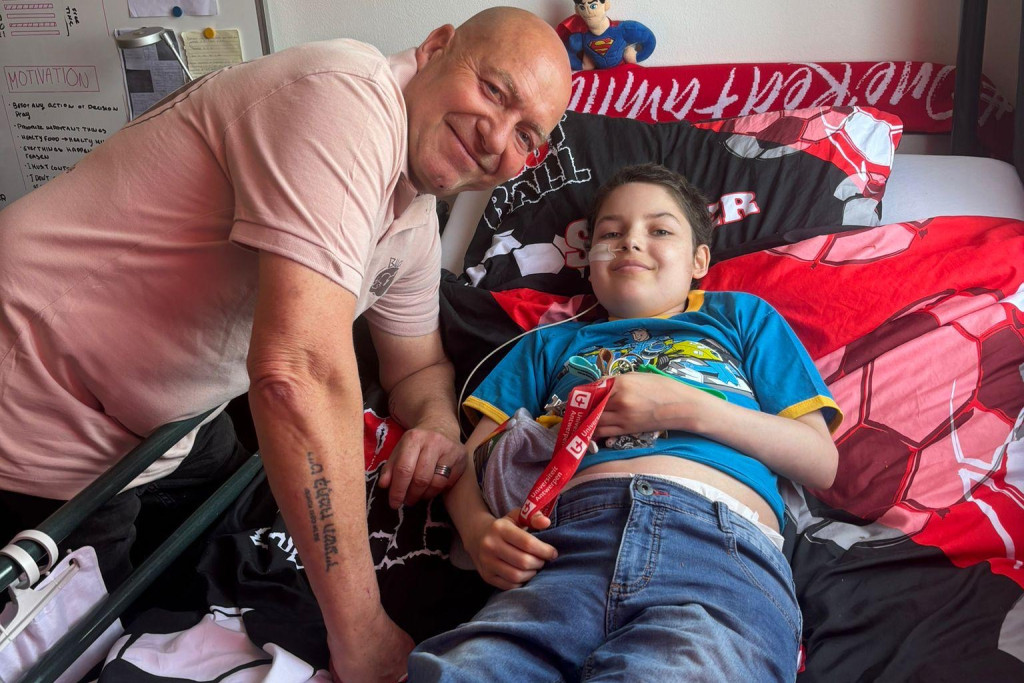 Een hart voor kinderen is de rode draad doorheen het vrijwilligerswerk van Peter en zijn partner.