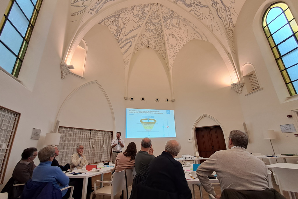 Kristof Lataire maakte de plannen bekend in de vroegere kapel van het Clarissenklooster in Hasselt.