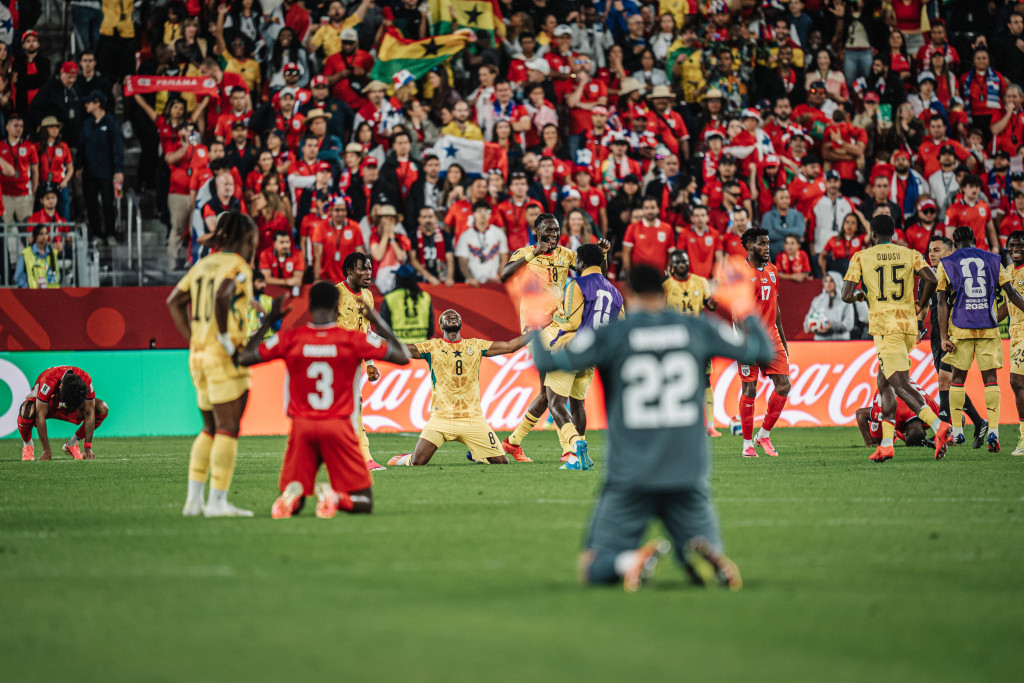 Spelers van Ghana bidden na afloop van de match tegen Panama op 17 juni. Spelers van Ghana bidden na afloop van de match tegen Panama op 17 juni.