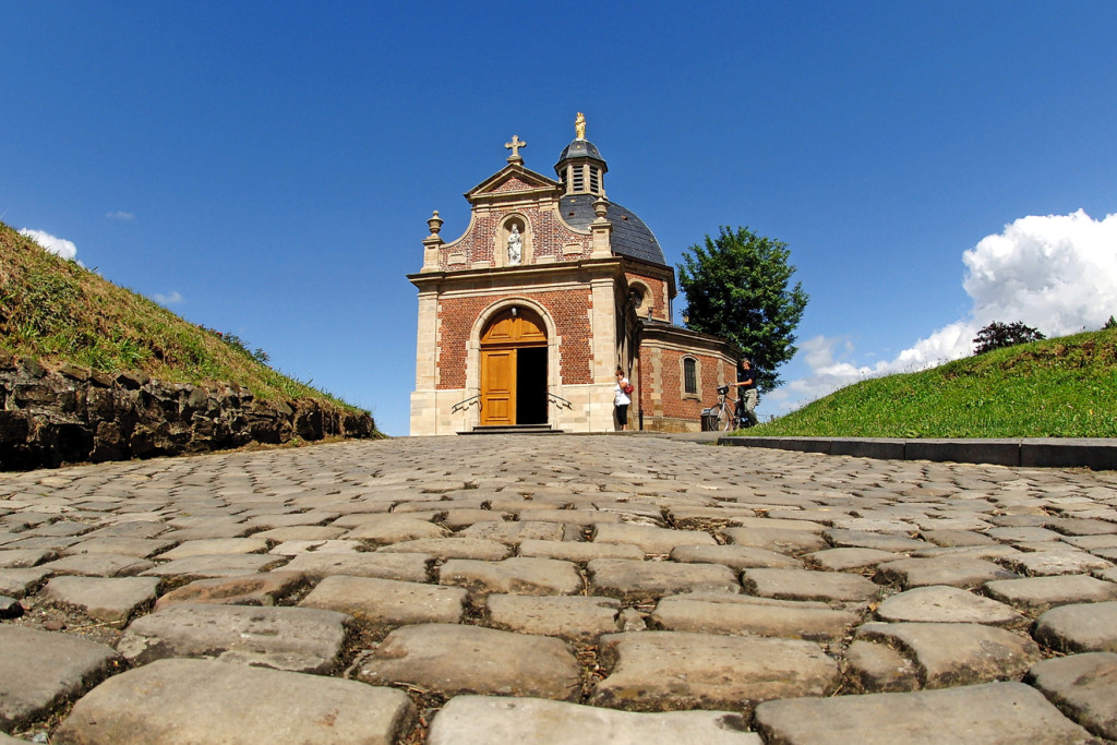 Een van de blikvangers onderweg is de befaamde Muur van Geraardsbergen. © Stad Geraardsbergen