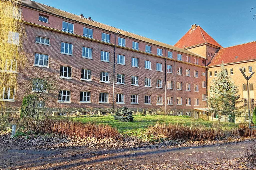 Het Missiehuis inspireert om nieuwe onderwijsconcepten uit te werken en tegelijk ruimte te bieden aan verenigingen. © Stad Leuven