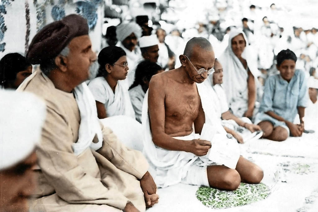 Gandhi predikte geweldloosheid als wapen tegen onrechtvaardigheid. © Belga Image