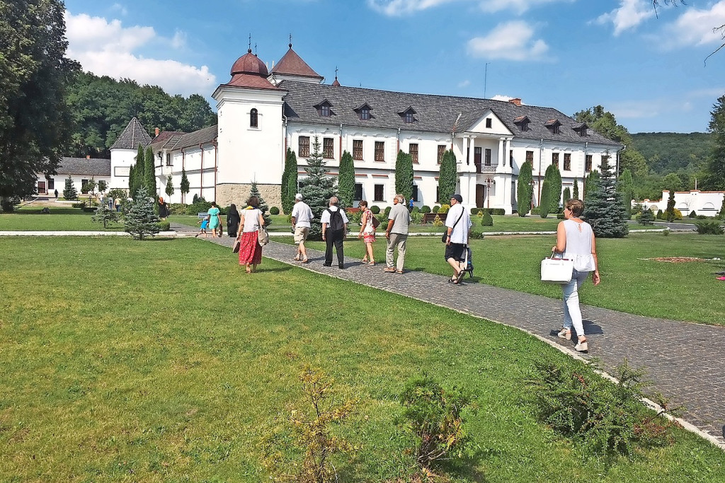 De deelnemers aan het colloquium bezochten onder meer het Zhovkva en Krekhiv-klooster. © Liesbeth Goris