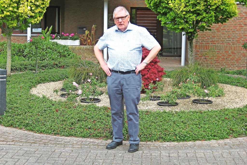 Pater Jan Verboogen is vandaag meewerkende priester in Hamont-Achel. © Gerry Gregoor