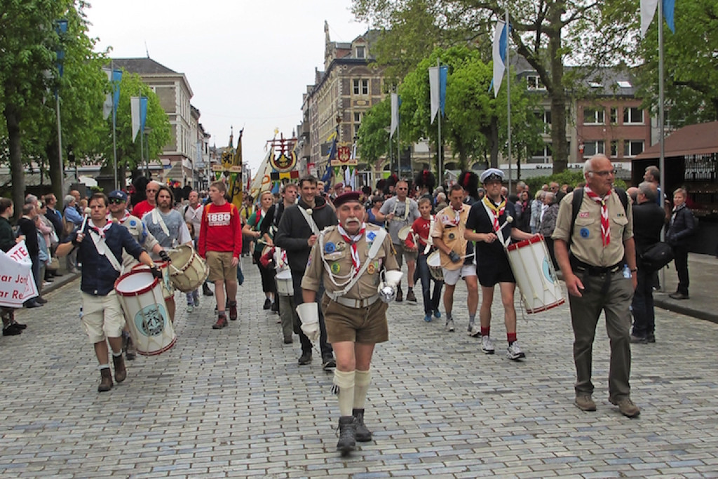 Aankomst van de Grote Trek met vooraan rechts Pitte Van Gils. © Erick De Cleyn