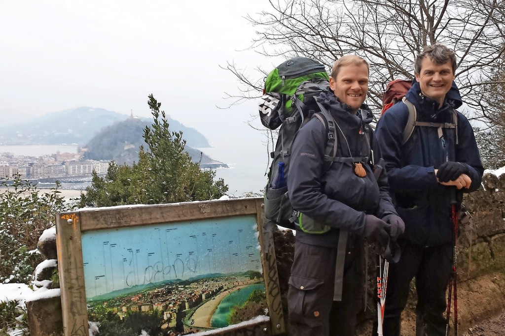 Op weg naar Compostela vonden Kristof De Mey (links) en Karl Van Eechaute slechts tweemaal geen logies. © Karl Van Eechaute