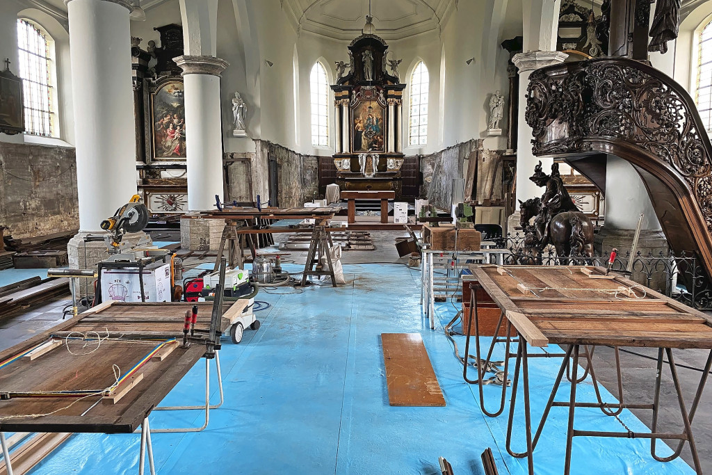 De Sint-Martinuskerk in Olen wordt intussen gemeenzaam het Sint-Martinusatelier genoemd. © Cis Marinus