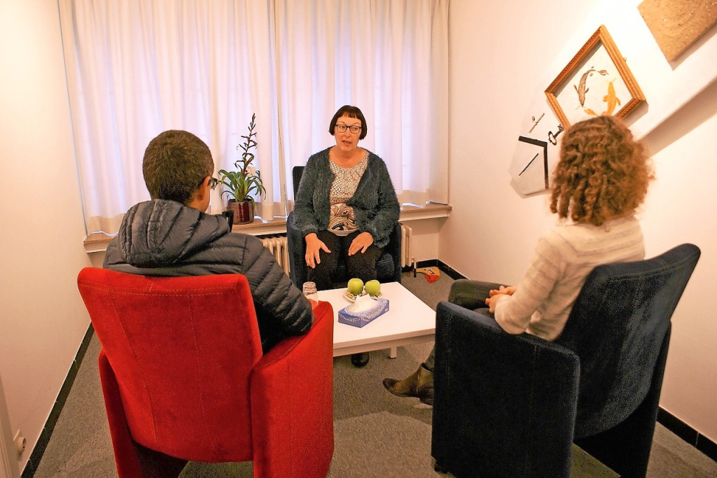 De therapeuten gaan na waarbij jongeren nu het meeste baat kunnen hebben. © Ann Everaert