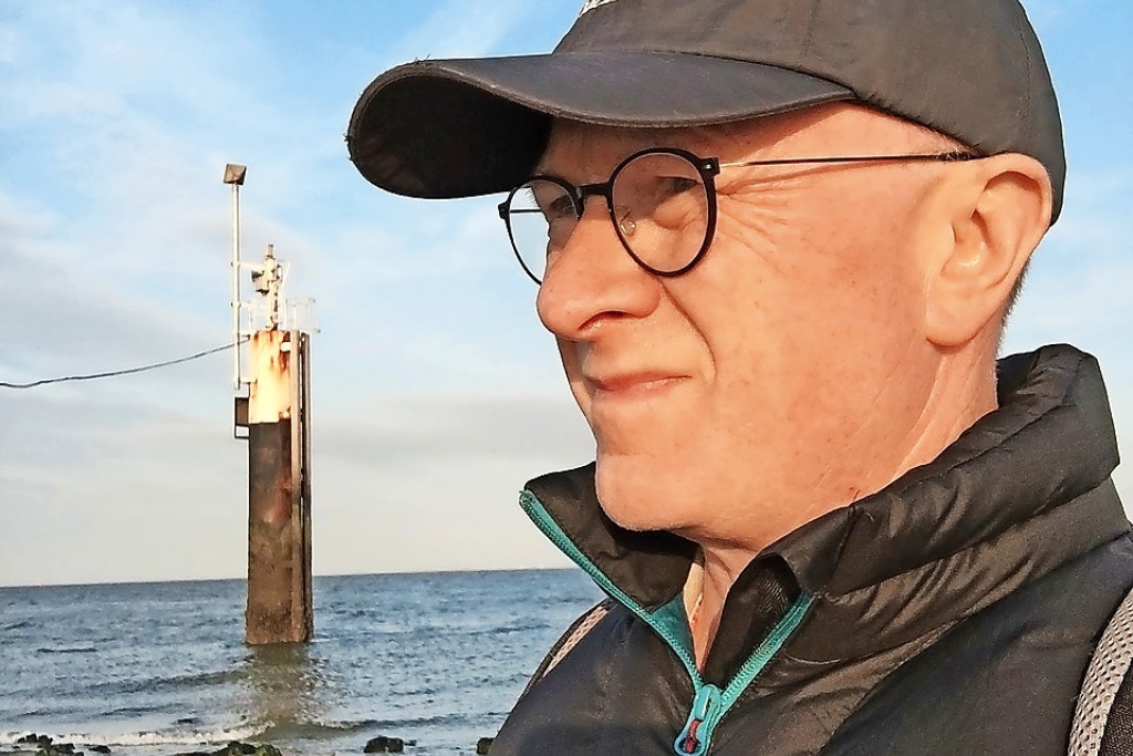 Lieven Soetaert in Breskens, in Zeeuws-Vlaanderen, zijn favoriete badplaats. © Lieven Soetaert