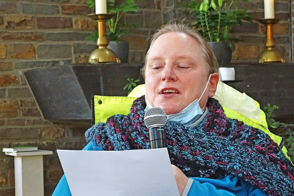 In de parochie is Karen Oberfeld onder meer actief als vormselcatechist. © Christine Baert