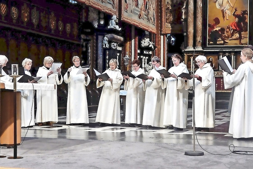 Schola Cum Jubilo creëert een sfeer van gebed en soberheid via de schoonheid en sacraliteit van het gregoriaans. © Francine Osteux
