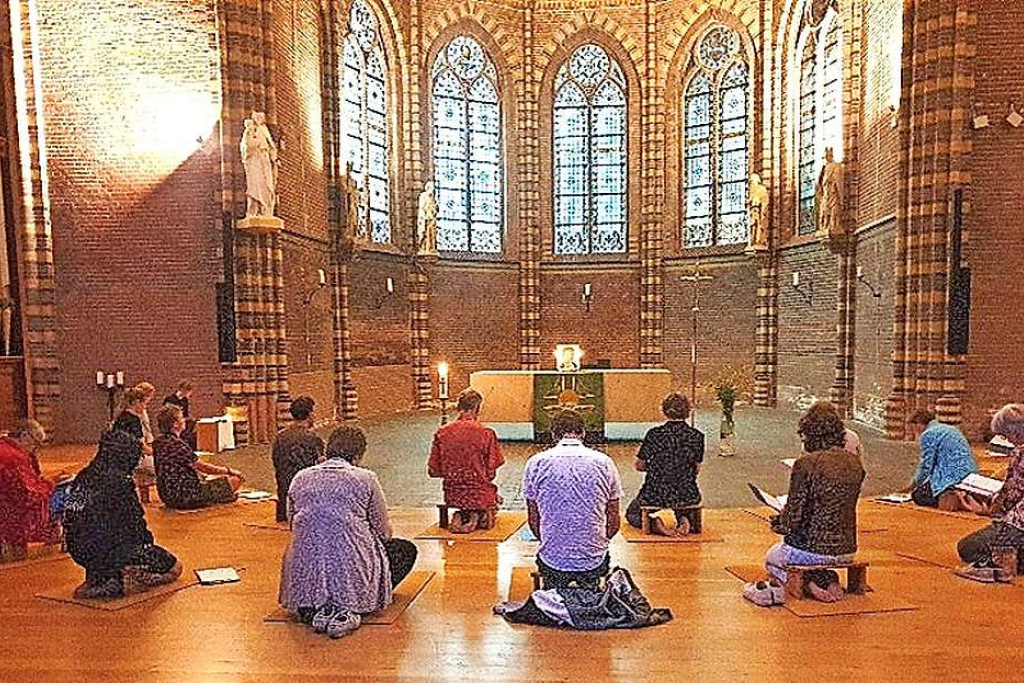 In de kerk van het klooster kwamen de zusters elke ochtend samen om te bidden. © Lut Vercruysse