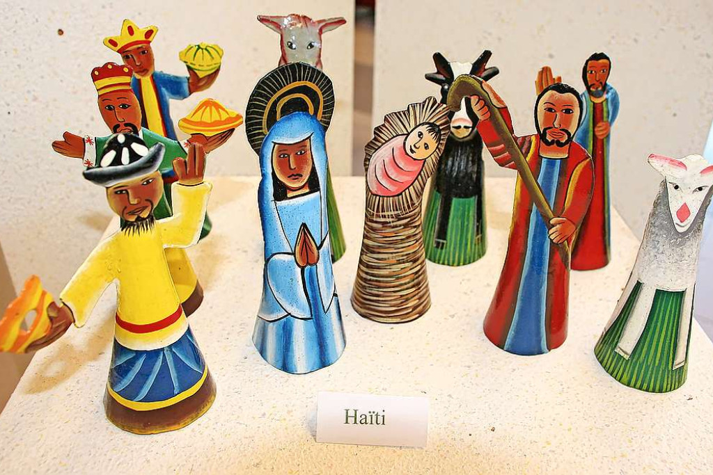 In heel wat kerststallen is de cultuur van een bepaalde regio of land verwerkt. © Moniek Inghelbrecht