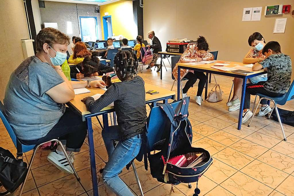 Diverse partners zetten zich in om de digitale kloof in onze samenleving te verkleinen. © Wereldhuis Bonangana