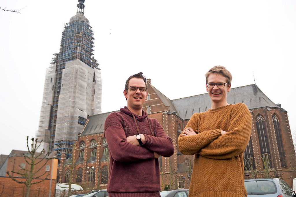 Maarten Leemans (links) en Pieter Smets, online klokkenluiders in Hoogstraten. © Familie Leemans
