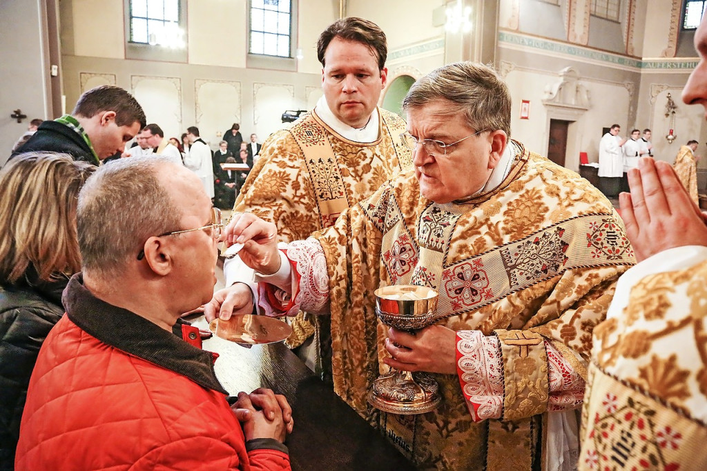 Onderling twistende bisschoppen, oppositie tegen de paus en disputen over liturgie wegen op de Kerk in de VS. © KNA-Bild Onderling twistende bisschoppen, oppositie tegen de paus en disputen over liturgie wegen op de Kerk in de VS. © KNA-Bild