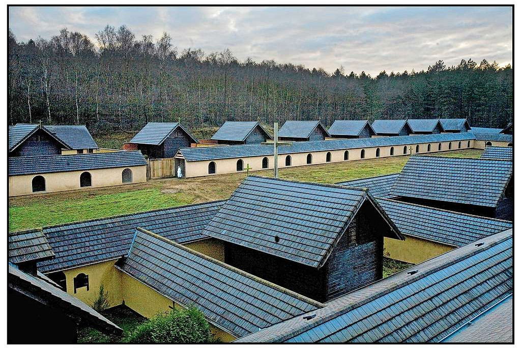 Het bisdom Hasselt en de monialen hopen dat er alsnog een oplossing komt voor het klooster in Opgrimbie. © Mine Daelemans