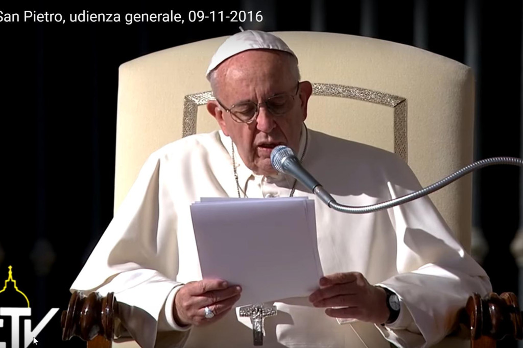 Paus Franciscus tijdens de algemene audiëntie op woensdag 9 november