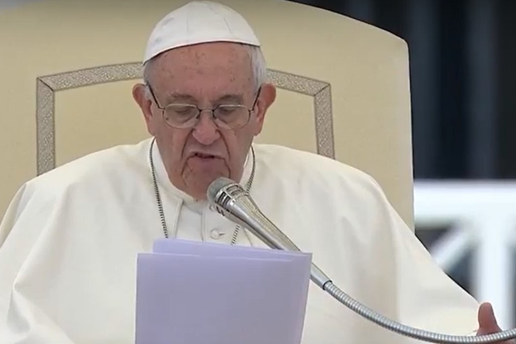 Paus Franciscus tijdens een vorige algemene audiëntie.