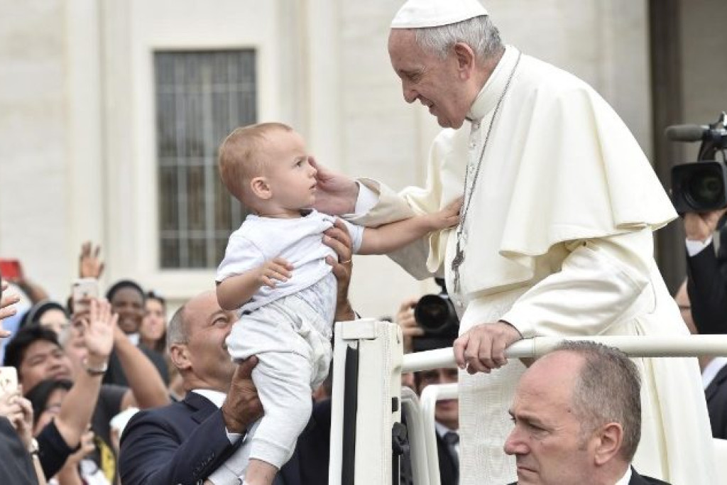 Paus Franciscus tijdens zijn catechese over het vierde gebod op de algemene audiëntie van woensdag 19 september 2018