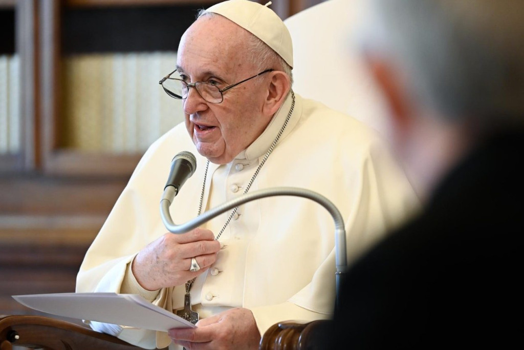 Paus Franciscus tijdens de algemene audiëntie