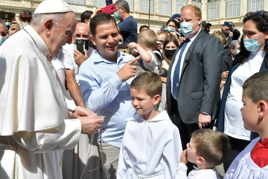 Paus Franciscus tijdens de algemene audiëntie van woensdag 16 juni 2021