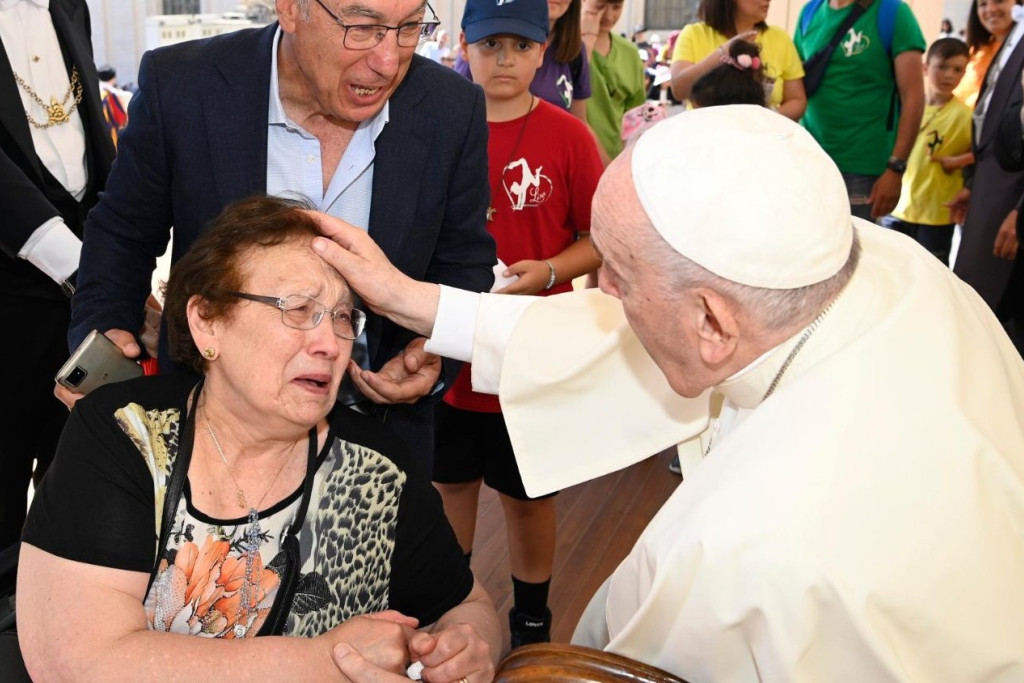 Paus Franciscus tijdens de algemene audiëntie van woensdag 18 mei 2022